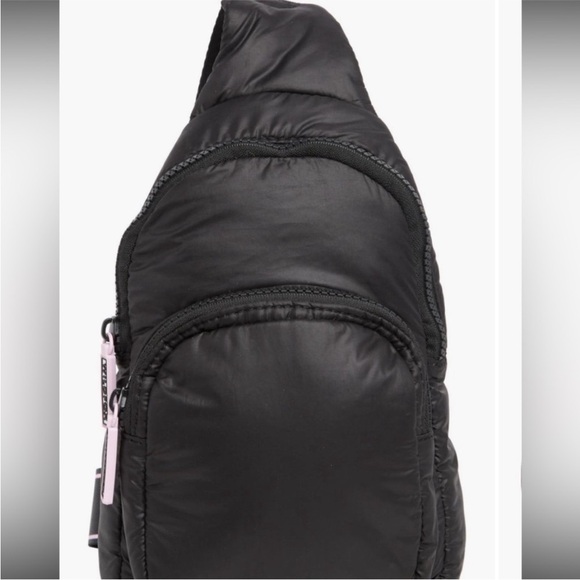 WILDFOX Cargo Sling Shoulder Bag Cross Body - Picture 4 of 6